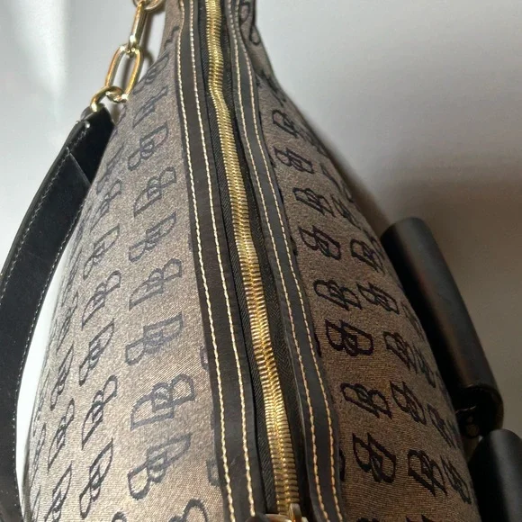 Dooney & Bourke Black and Tan Tote Bag Approx. 18” x 10” x 5.5” - Picture 5 of 16